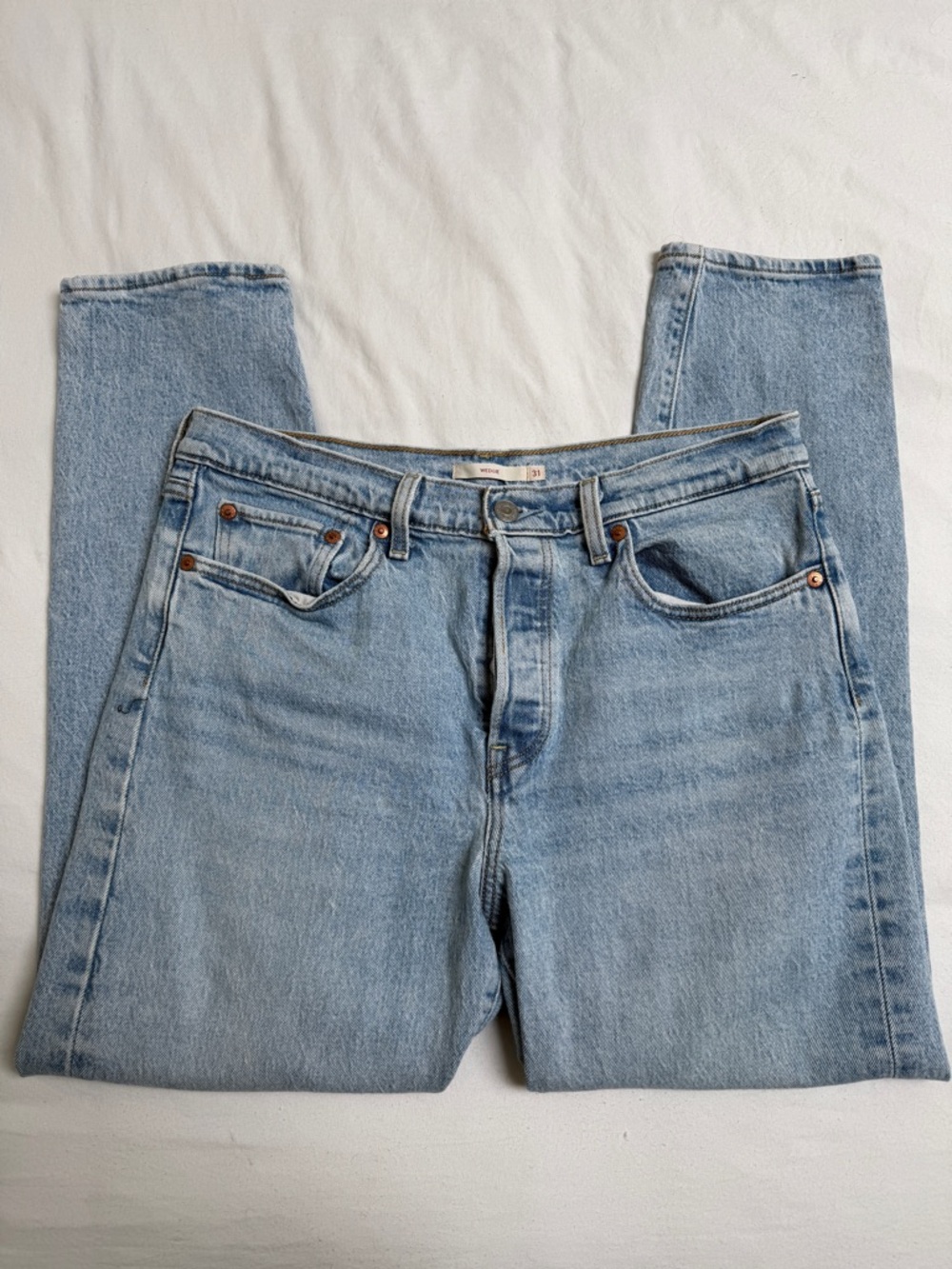 Levi's Women's Wedgie Straight Leg Jeans - Light Blue Wash
